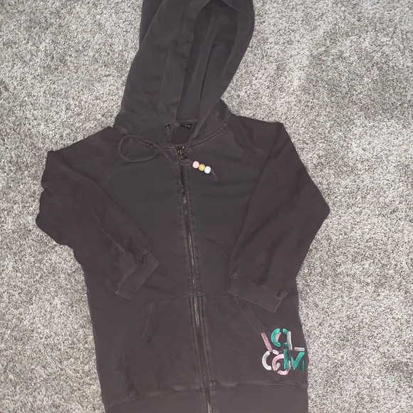 Volcom - Picture 1 of 4